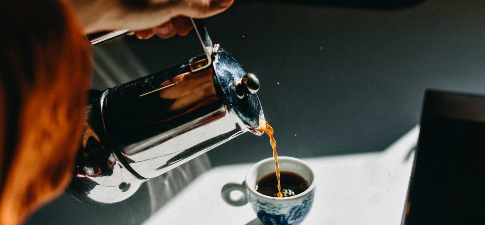 This Is What Your Morning Coffee Does to Your Nighttime Brain as You Sleep, According to Latest Meta-Analysis
