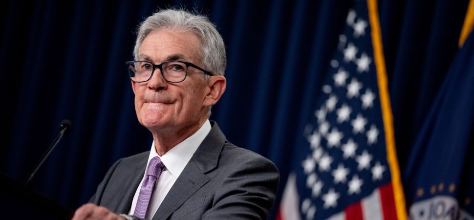 Fed Favors Interest Rate Cut, Meeting Minutes Show