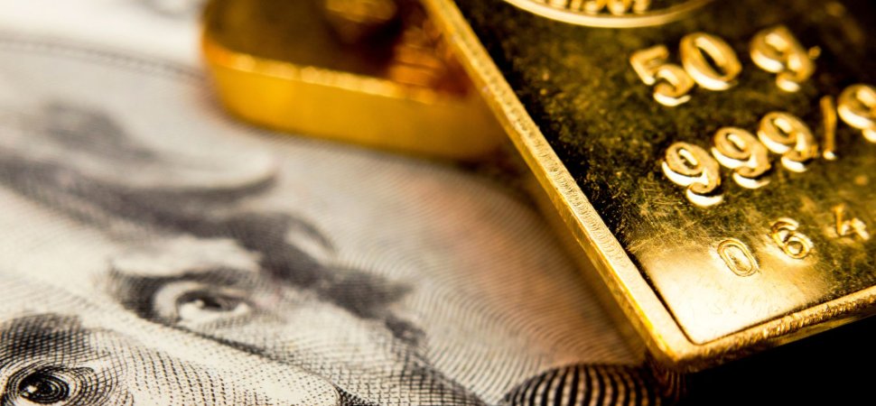 Gold Jumps Past Record High of $2,600