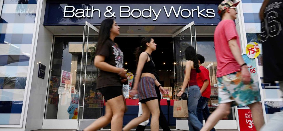 Bath & Body Works Shares Drop as Consumers Shift to Cheaper Alternatives