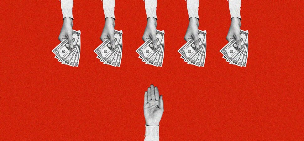 Why Employee Bonuses Do Not Work (and What to Do Instead)