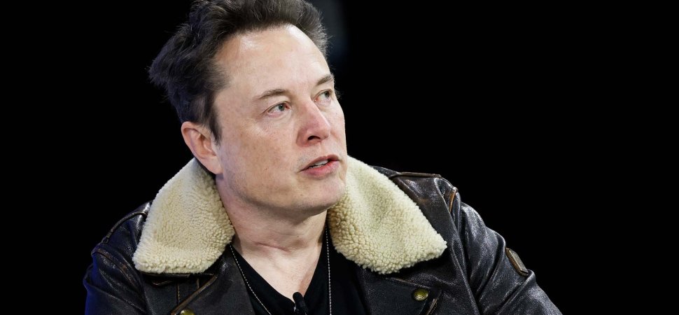Musk Ordered to Testify in SEC Probe of $44 Billion Twitter Takeover