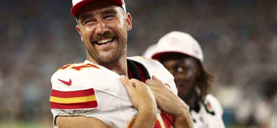 Without Saying a Word, Kansas City Chiefs Tight End, and Taylor Swift Boyfriend, Travis Kelce Taught a Powerful Lesson in Leadership