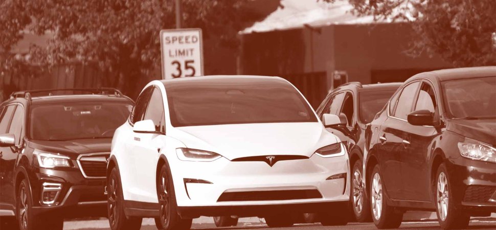Auto Safety Agency Pushes Tesla for Answers in Autopilot Investigation